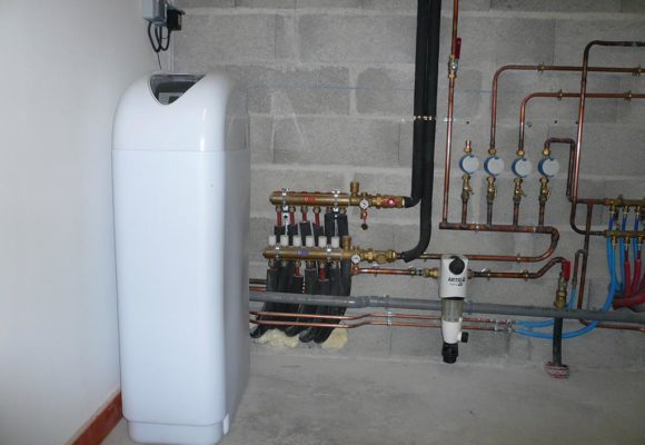 Installer votre adoucisseur d’eau : les étapes à suivre